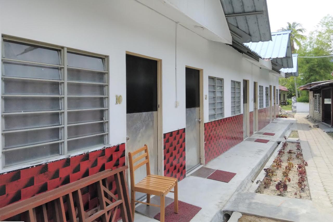Oyo 90176 D'Cruz Sunrise Villa Pantai Cenang  Luaran gambar