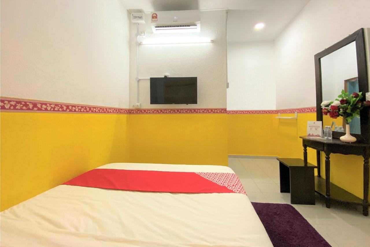 Oyo 90176 D'Cruz Sunrise Villa Pantai Cenang  Luaran gambar