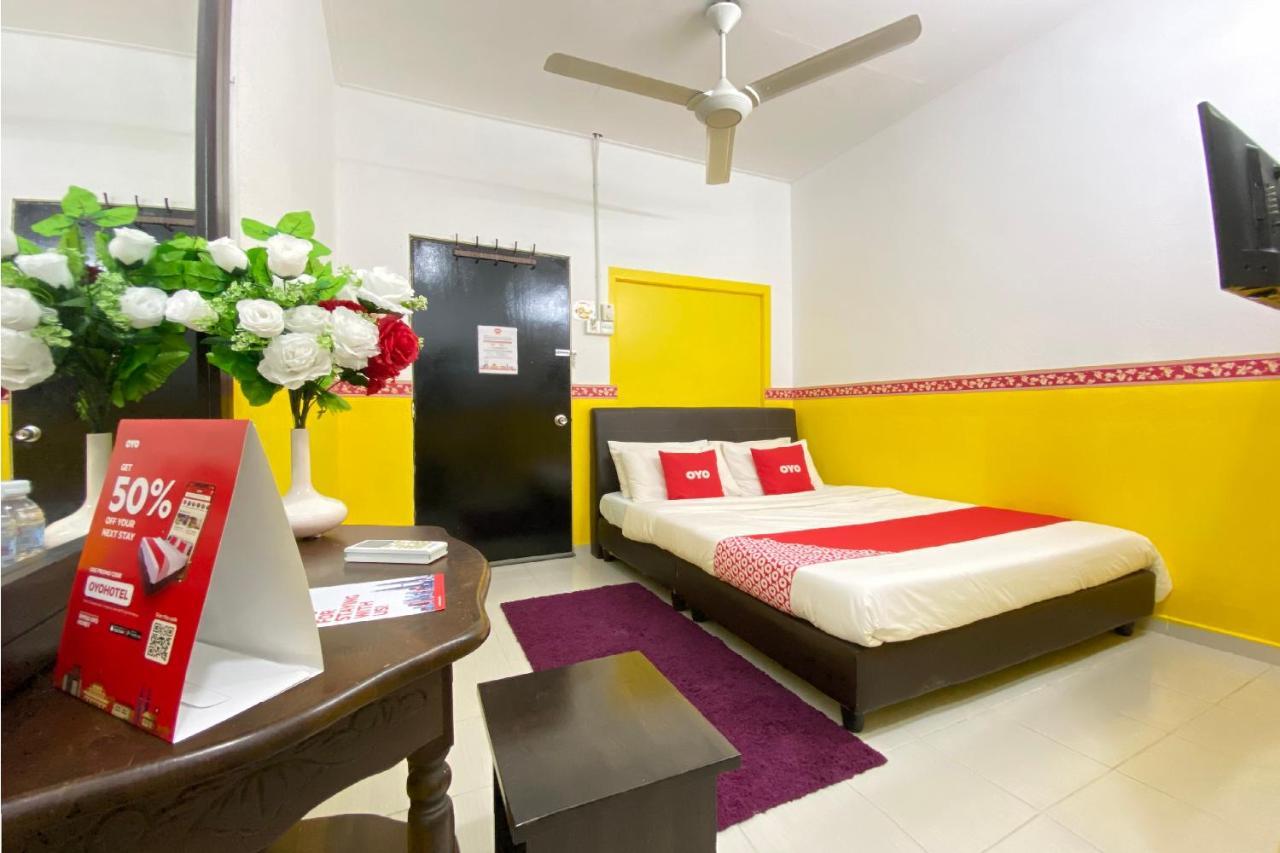 Oyo 90176 D'Cruz Sunrise Villa Pantai Cenang  Luaran gambar