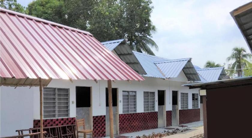 Oyo 90176 D'Cruz Sunrise Villa Pantai Cenang  Luaran gambar