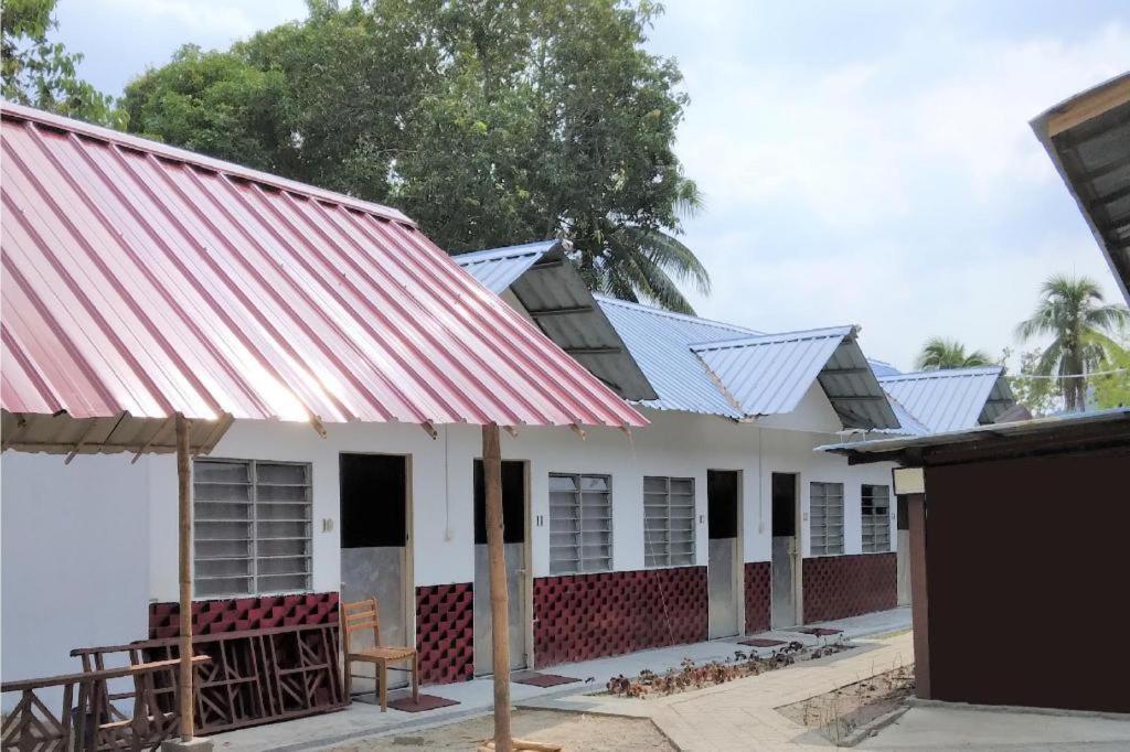 Oyo 90176 D'Cruz Sunrise Villa Pantai Cenang  Luaran gambar